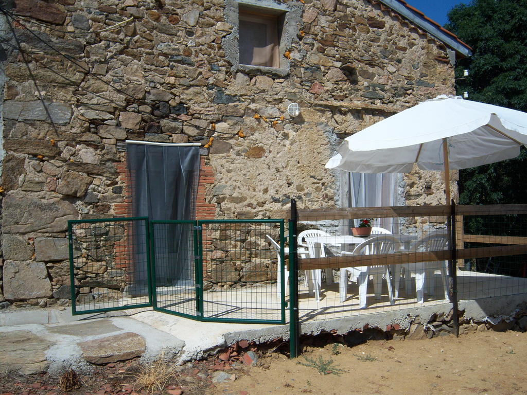 Gite Chez Coste Gilles Saint-Privat-du-Dragon Ngoại thất bức ảnh