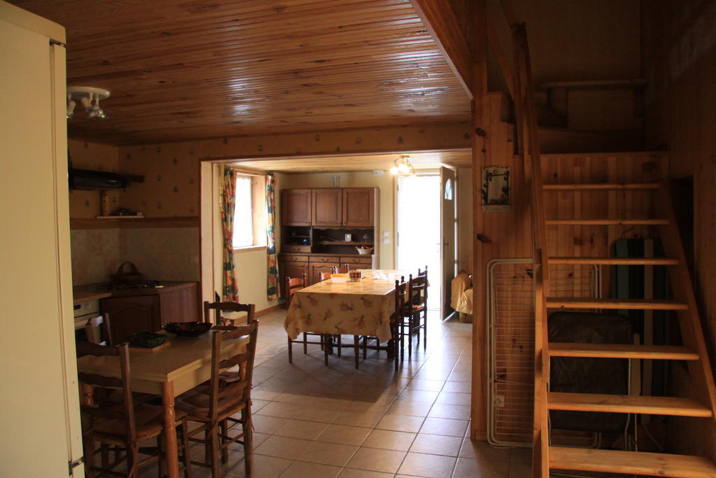 Gite Chez Coste Gilles Saint-Privat-du-Dragon Ngoại thất bức ảnh